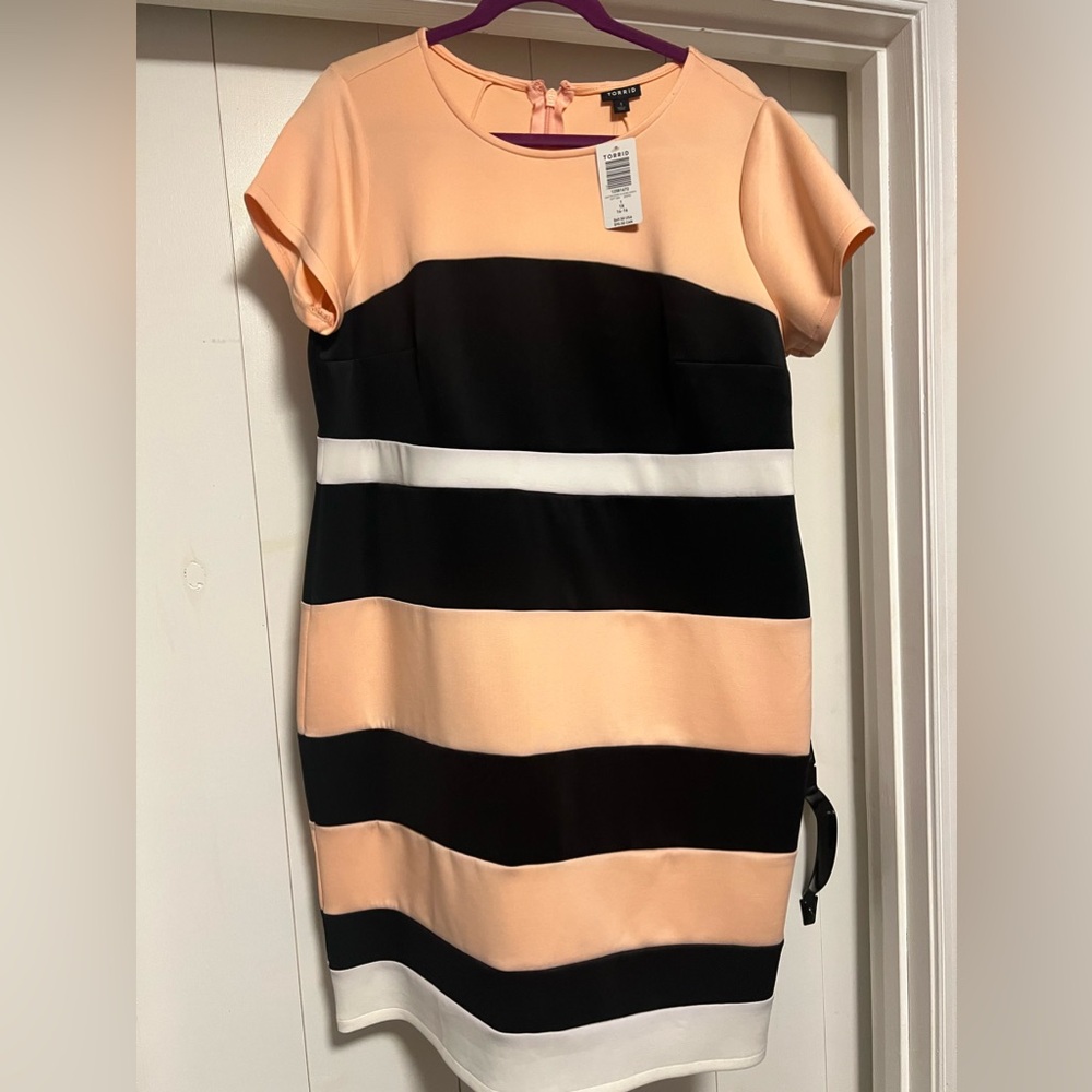 Torrid dress NWT size 1x